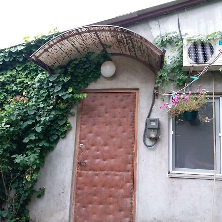 Апартаменты Возле Моря Удельный Odesa Exterior photo